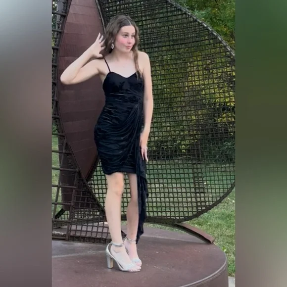 BCX Black Ruched Mini HOMECOMING/cocktail Dress Size XS - Picture 13 of 13